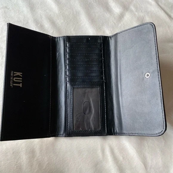 Kut from the Kloth Black and White Striped Wallet - Picture 6 of 10